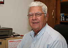 TOMMY</br> LOWE Location Manager